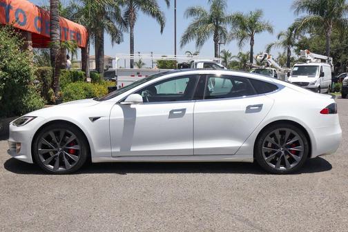 2021 Tesla Model S Performance