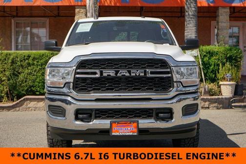 2022 RAM 2500 Tradesman Crew Cab 4x4 6'4' Box