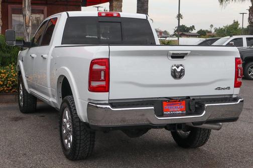 2022 RAM 2500 Laramie Crew Cab 4x4 6'4' Box
