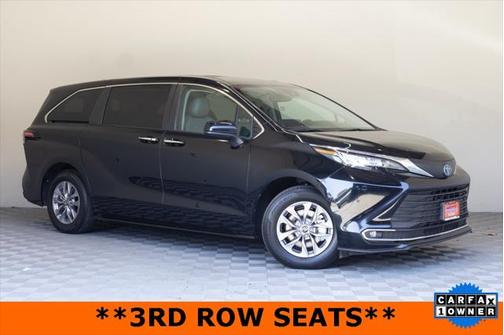 2023 Toyota Sienna XLE 7 Passenger