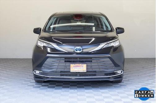 2023 Toyota Sienna XLE 7 Passenger
