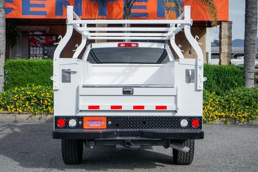 2021 RAM 2500 Tradesman Regular Cab 4x2 8' Box