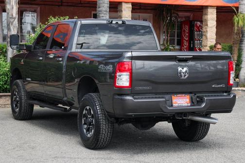 2022 RAM 2500 Big Horn Crew Cab 4x4 6'4' Box