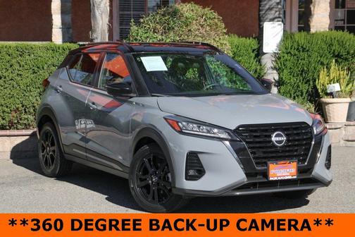2023 Nissan Kicks SR