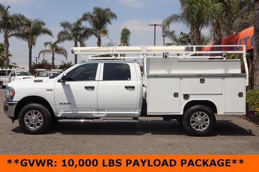 2020 RAM 2500 Tradesman Crew Cab 4X4 8' Box