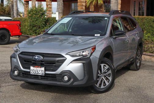 Ice Silver Metallic 2023 Subaru Outback Premium