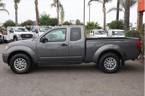 2021 Nissan Frontier SV