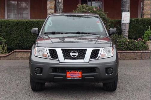 2021 Nissan Frontier SV