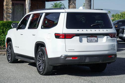 2022 Jeep Wagoneer Series III 4x4