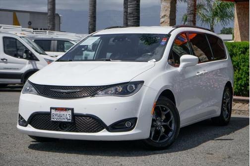 2019 Chrysler Pacifica Touring-L Plus