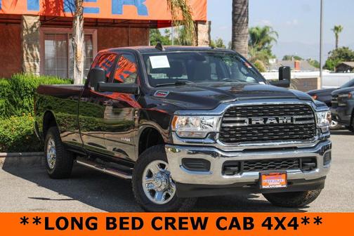 2022 RAM 2500 Big Horn Crew Cab 4x4 8' Box