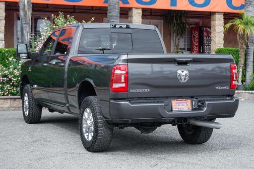 2023 RAM 2500 Laramie Crew Cab 4x4 6'4' Box