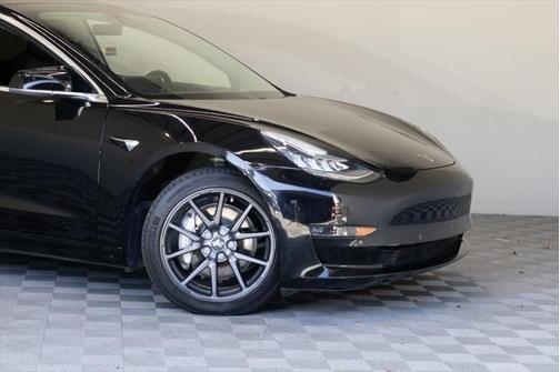 2019 Tesla Model 3 Mid Range