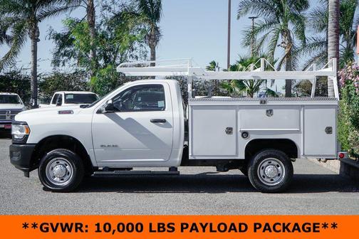 2022 RAM 2500 Tradesman Regular Cab 4x4 8' Box