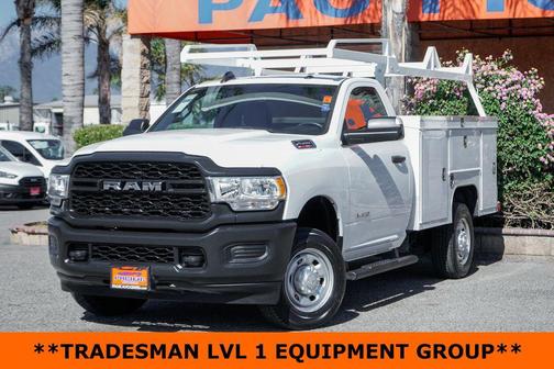 2022 RAM 2500 Tradesman Regular Cab 4x4 8' Box