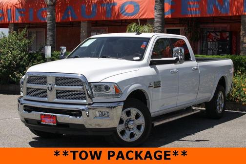 2018 RAM 3500 Laramie Crew Cab 4x2 8' Box