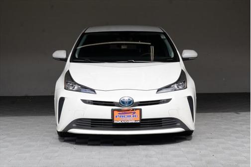 2021 Toyota Prius LE