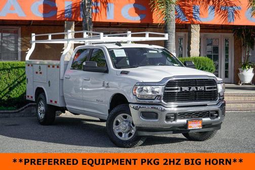 2021 RAM 3500 Big Horn Crew Cab 4x4 8' Box