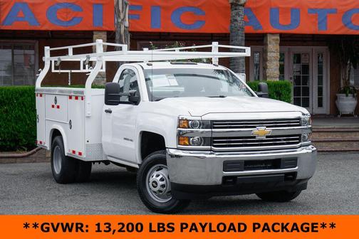 Summit White 2018 Chevrolet Silverado 3500 WT