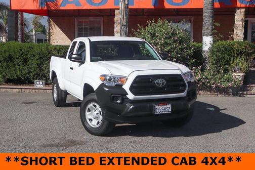 2019 Toyota Tacoma SR