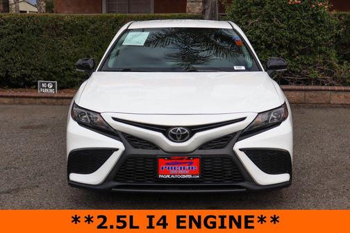 2022 Toyota Camry SE