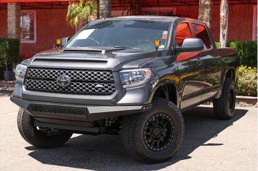 2018 Toyota Tundra SR5