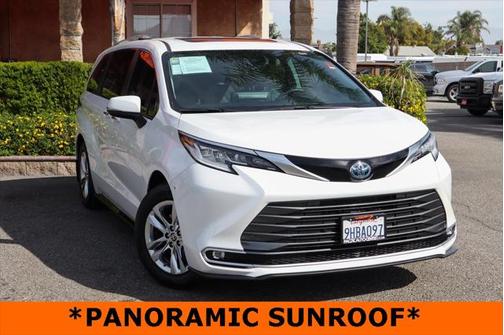 2023 Toyota Sienna Limited 7-Passenger
