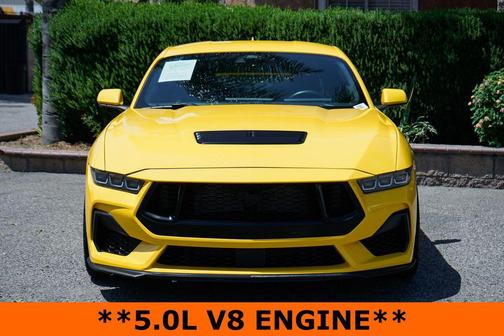 Yellow Splash Metallic Tri-coat 2024 Ford Mustang GT