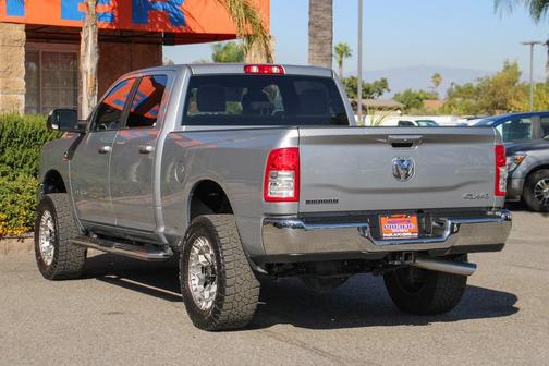 2022 RAM 2500 Big Horn Crew Cab 4x4 6'4' Box