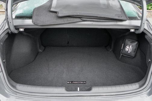 2025 Hyundai ELANTRA HEV Limited