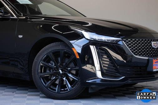 Photo 3 of 40 of 2021 Cadillac CT5 Luxury AWD