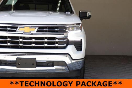 Iridescent Pearl Tricoat 2024 Chevrolet Silverado 1500 LTZ