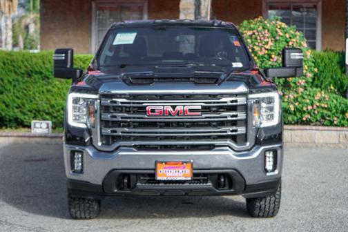 Onyx Black 2023 GMC Sierra 2500 SLE