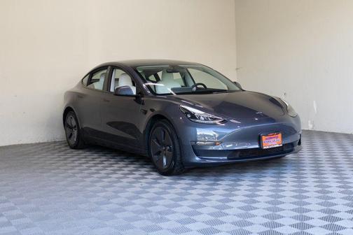 2022 Tesla Model 3 Standard Range