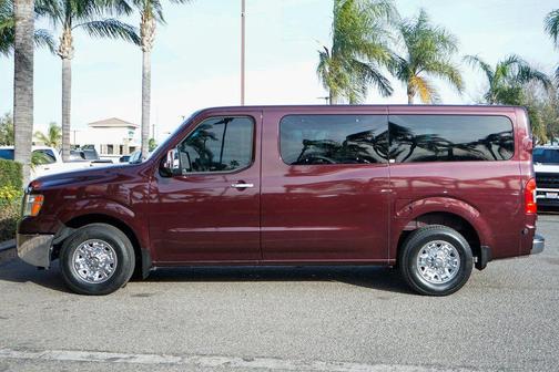 2013 Nissan NV Passenger NV3500 HD S V6