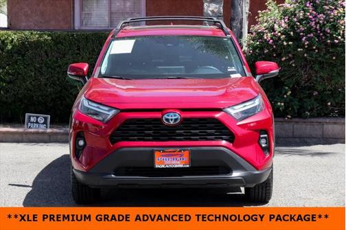 2022 Toyota RAV4 Hybrid XLE Premium