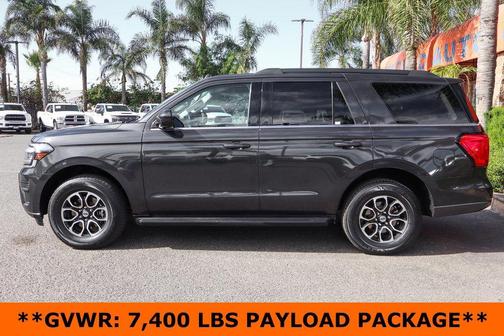 2022 Ford Expedition XLT