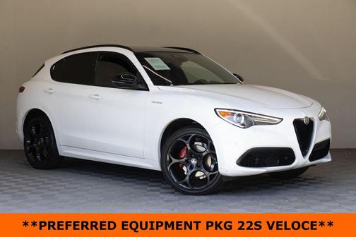Alfa White 2023 Alfa Romeo Stelvio Veloce AWD