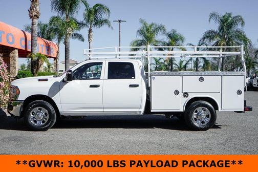2024 RAM 2500 Tradesman Crew Cab 4x2 8' Box