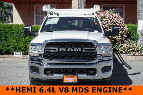 2024 RAM 2500 Tradesman Crew Cab 4x2 8' Box
