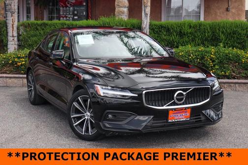 2021 Volvo S60 T5 Momentum