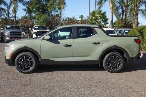 2024 Hyundai SANTA CRUZ SE