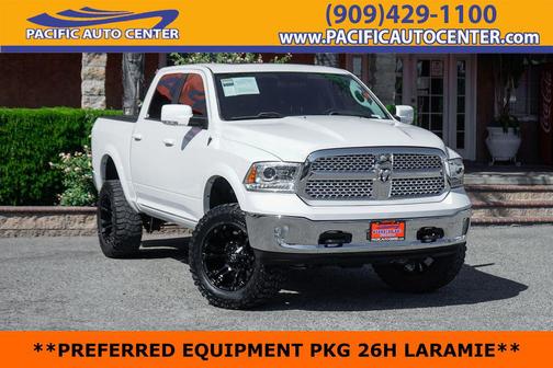 Bright White Clearcoat 2017 RAM 1500 Laramie