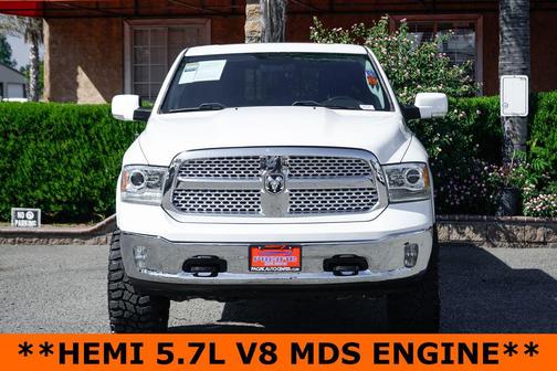 Bright White Clearcoat 2017 RAM 1500 Laramie
