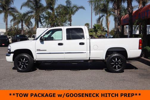 Summit White 2003 GMC Sierra 2500 SLT H/D Crew Cab