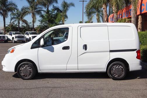 2021 Nissan NV200 SV