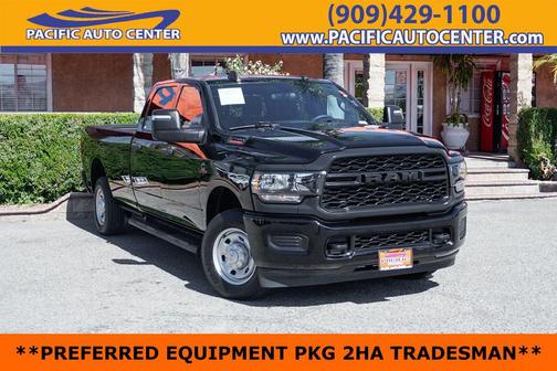 2024 RAM 2500 Tradesman Crew Cab 4x2 8' Box