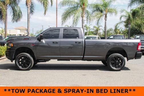 2024 RAM 3500 Tradesman Crew Cab 4x4 8' Box