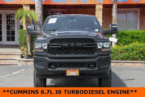 2024 RAM 3500 Tradesman Crew Cab 4x4 8' Box