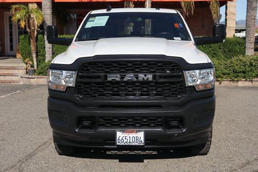2022 RAM 2500 Tradesman Crew Cab 4x4 8' Box